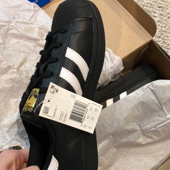 adidas Superstar J 'Core Black' B23642 - Picture 12 of 17